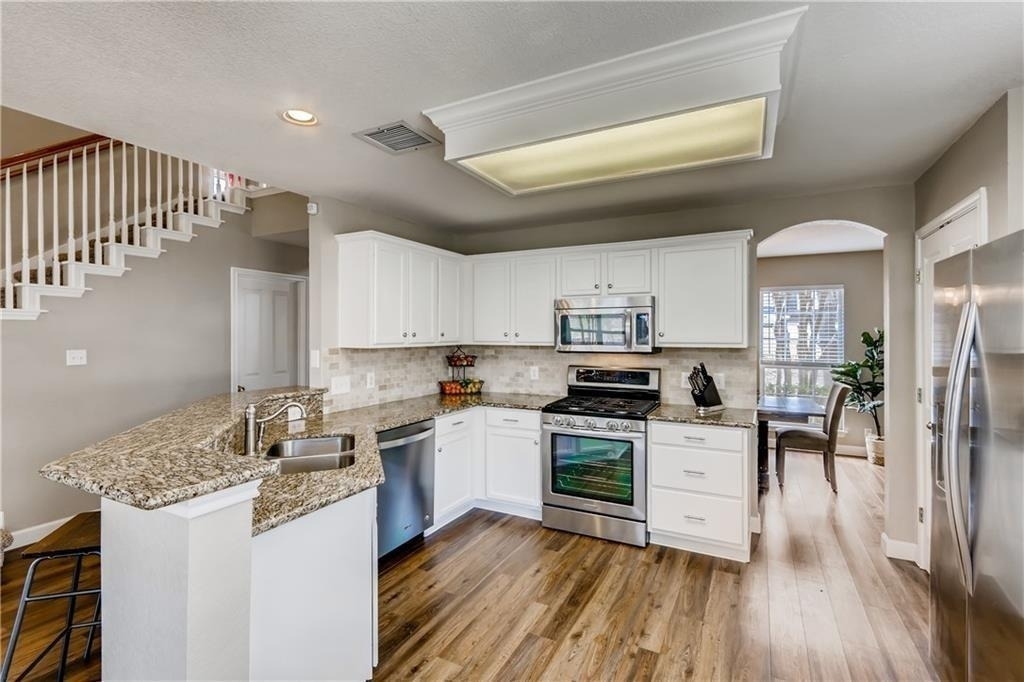919 Cashew Ln - Photo 5