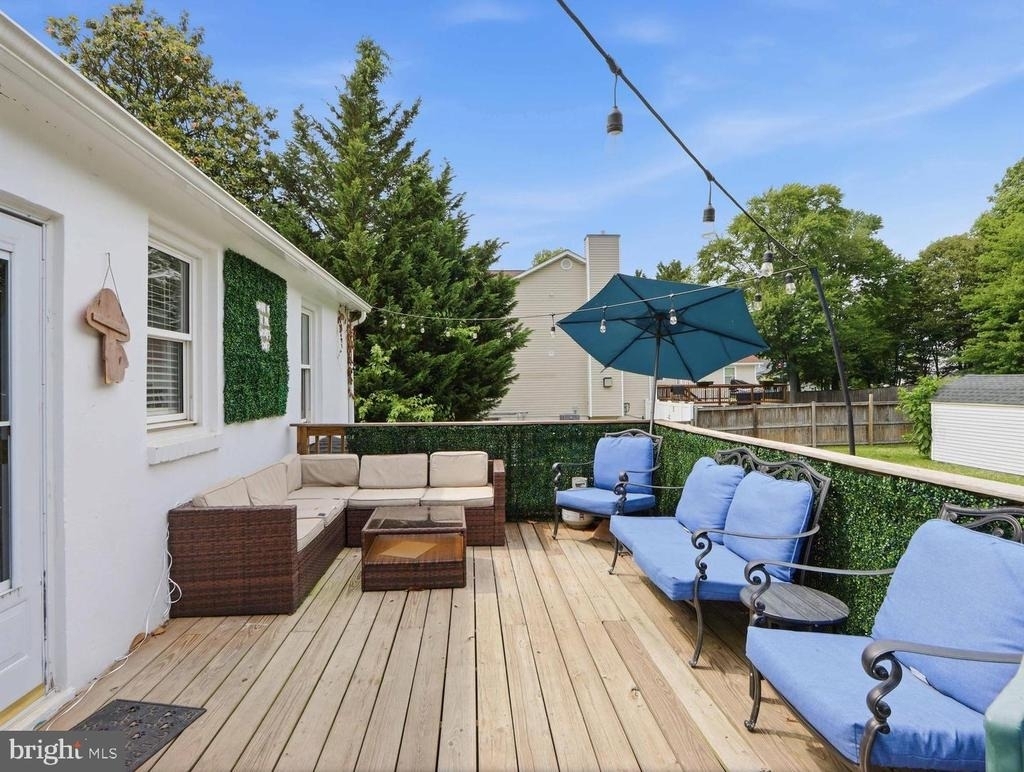 8829 Fort Smallwood Road - Photo 17