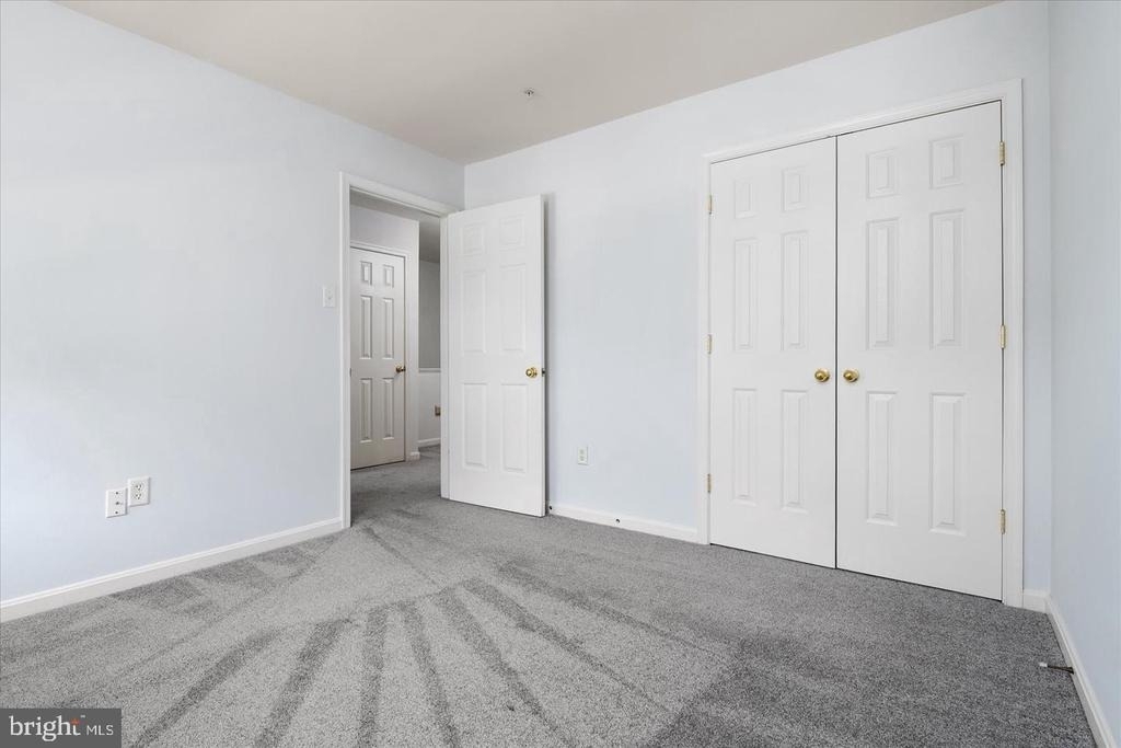 1020 Meandering Way - Photo 20
