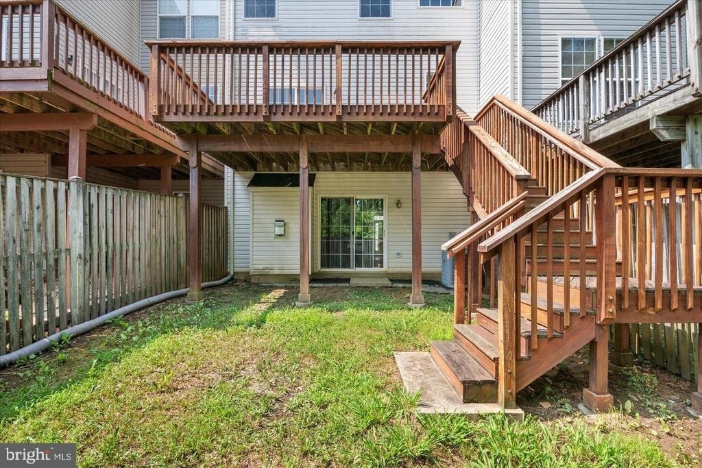 1020 Meandering Way - Photo 35