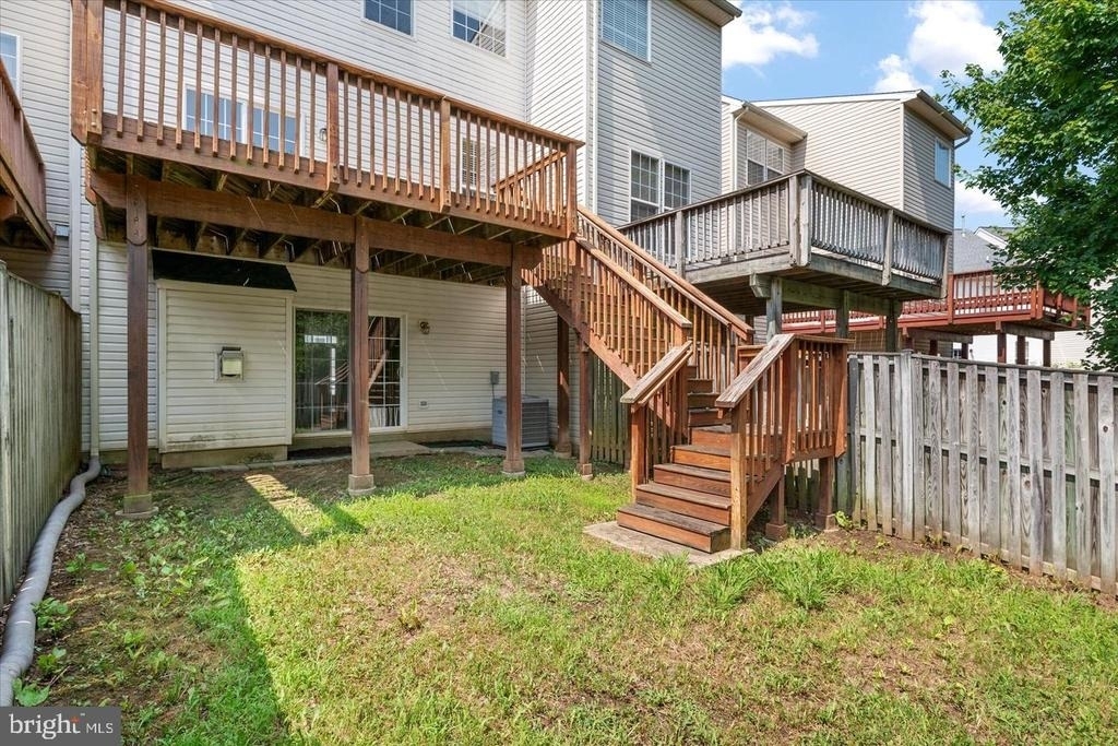 1020 Meandering Way - Photo 34