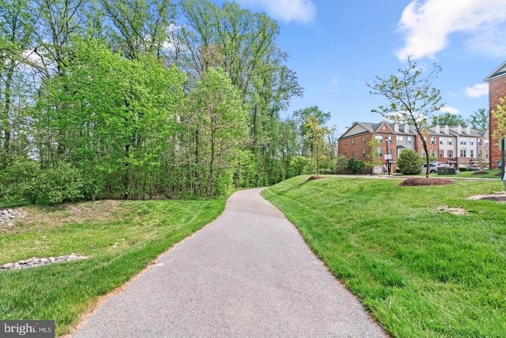 7204 Winding Hills Drive - Photo 40