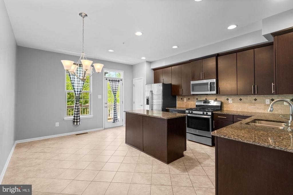 7204 Winding Hills Drive - Photo 8
