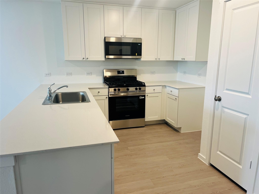 23805 Glowing Embers Dr - Photo 1