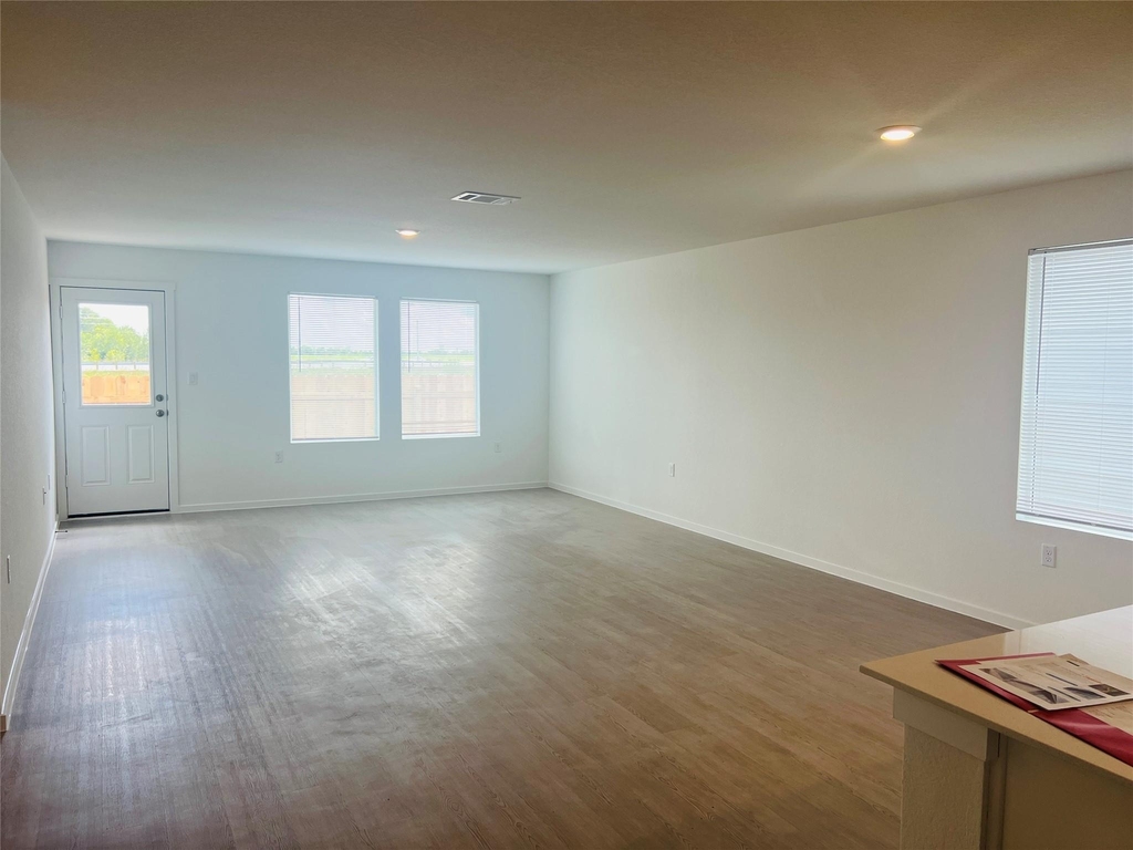 23805 Glowing Embers Dr - Photo 2