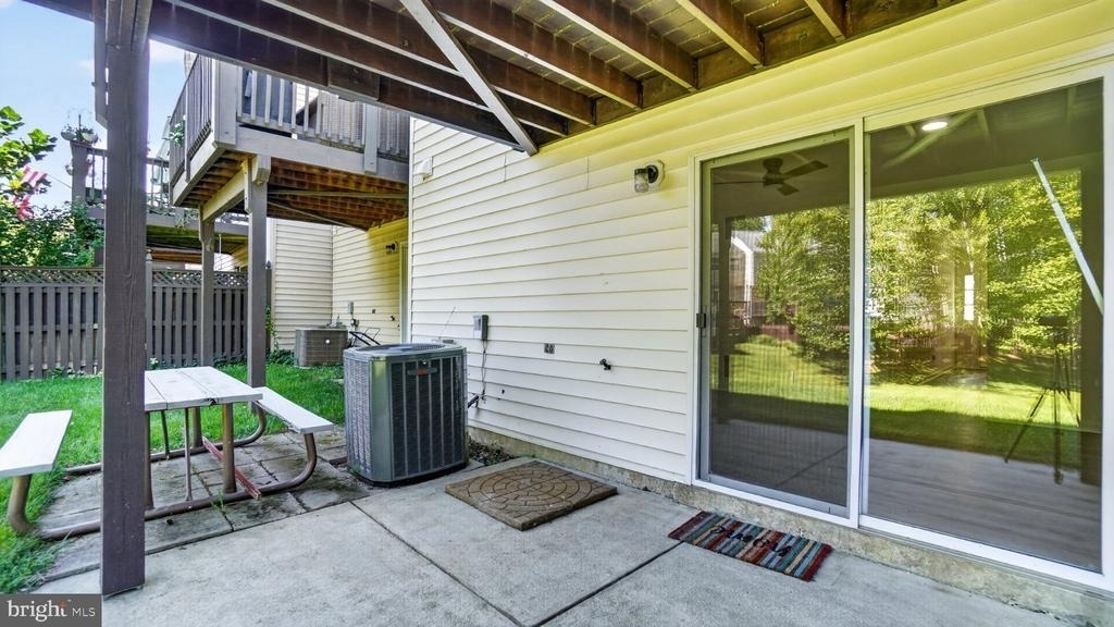 1411 Anna Marie Court - Photo 9
