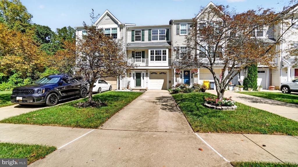 1411 Anna Marie Court - Photo 2
