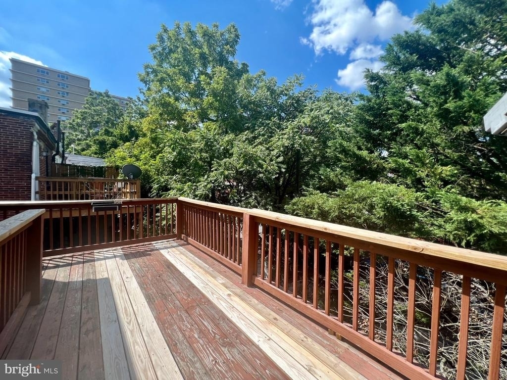 1417 N Harrison Street - Photo 11