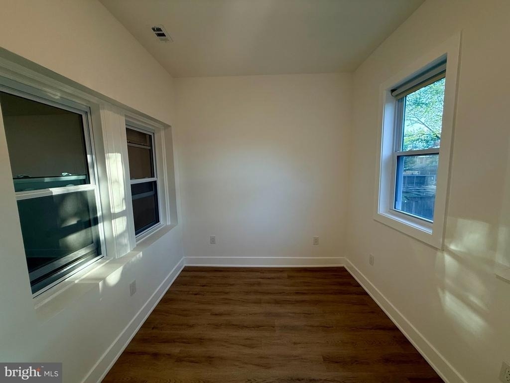 2920 8th Street Ne - Photo 19