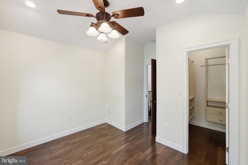 1515 Independence Avenue Se - Photo 13