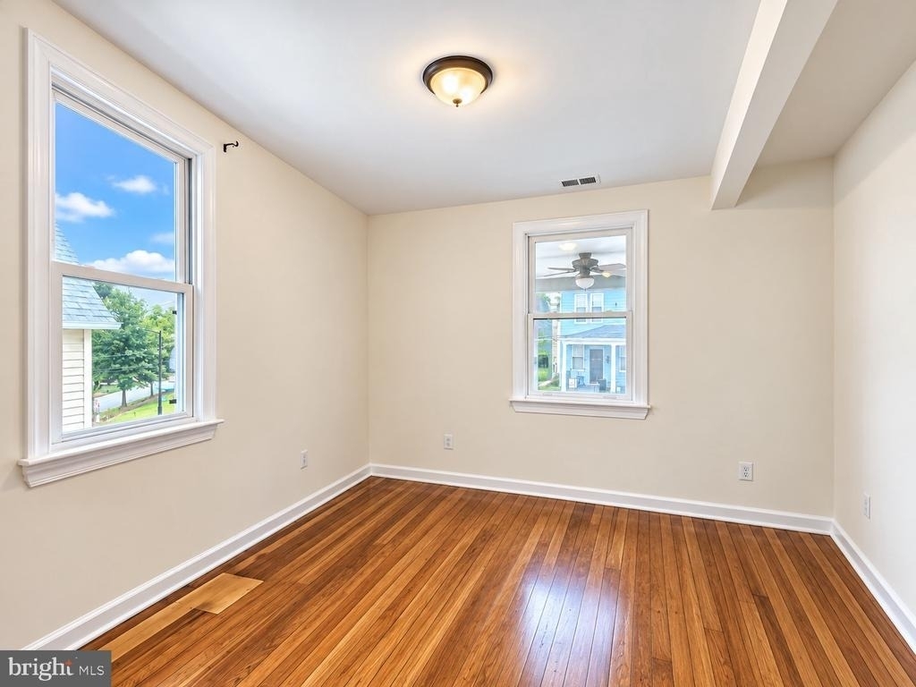2237 Mount View Place Se - Photo 26