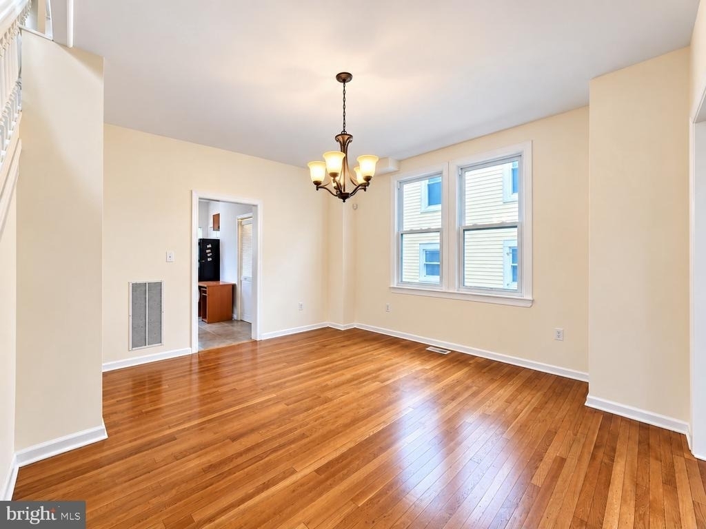 2237 Mount View Place Se - Photo 10
