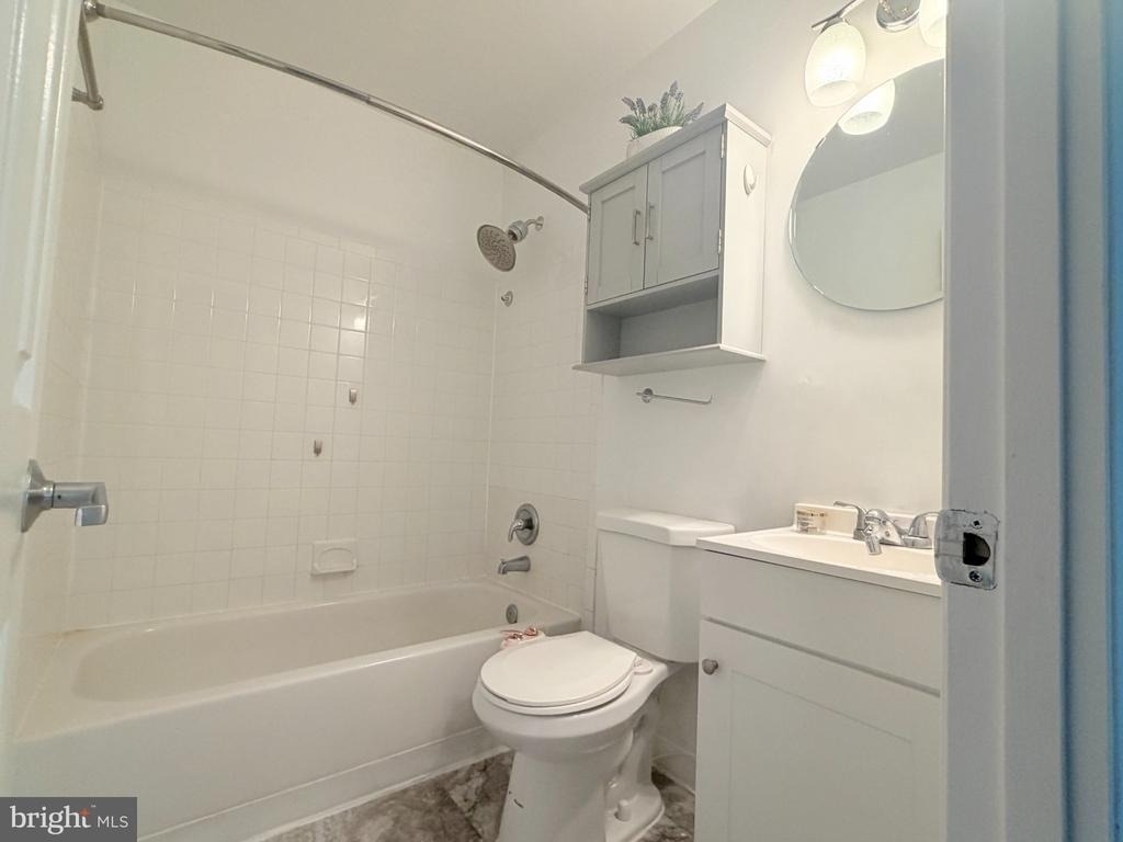 1719 Gainesville Street Se - Photo 11