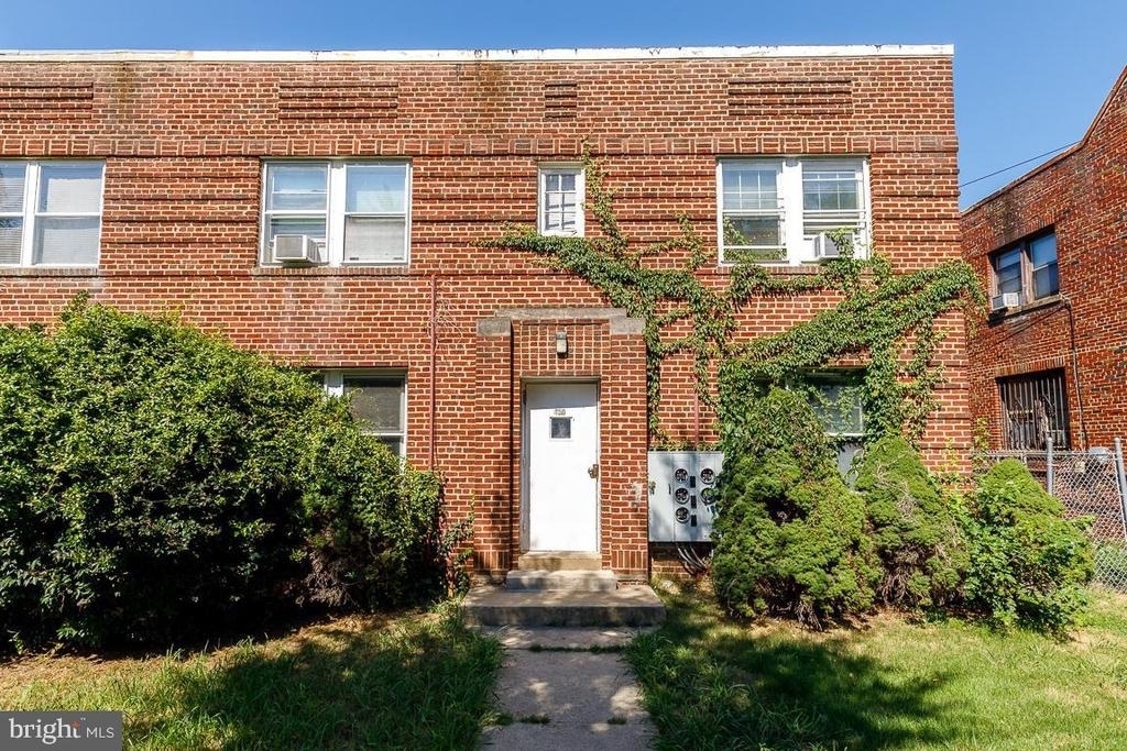 430 Mellon Street Se - Photo 0