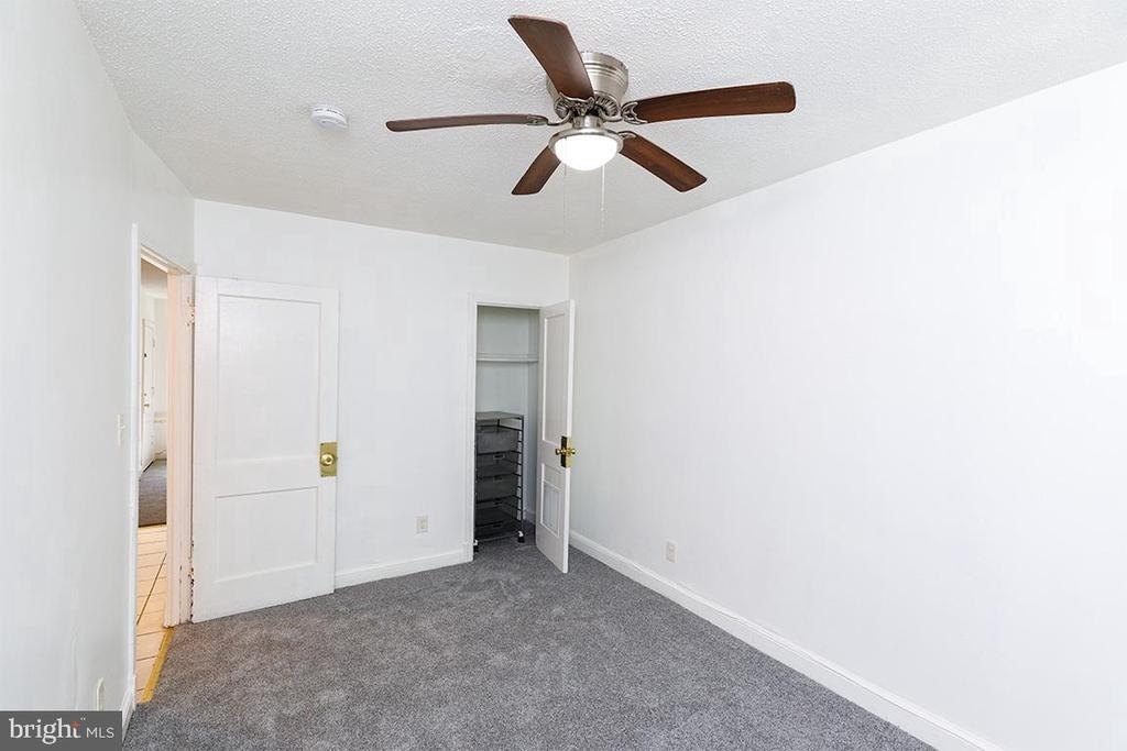 430 Mellon Street Se - Photo 13