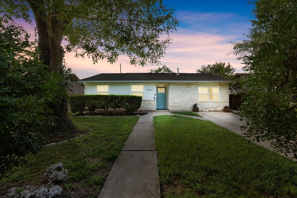 7903 Bixler Dr - Photo 0