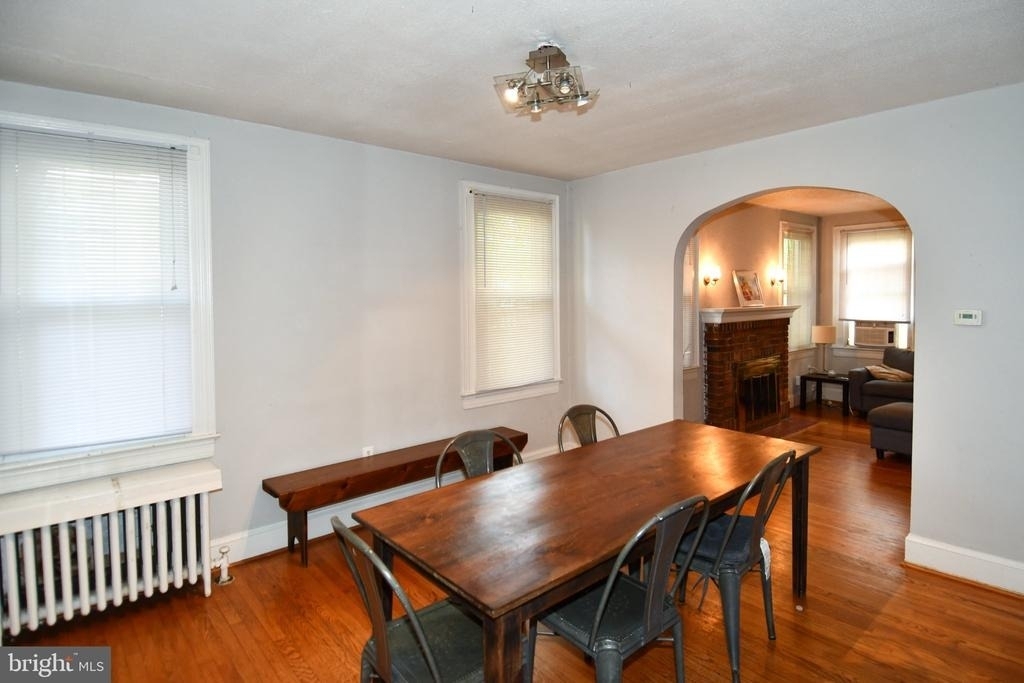 4210 10th Street Ne - Photo 8