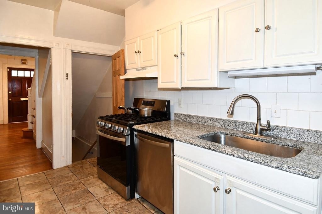 4210 10th Street Ne - Photo 15
