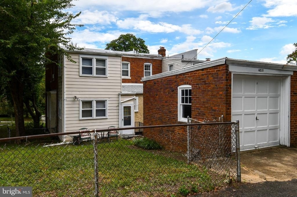 4210 10th Street Ne - Photo 31