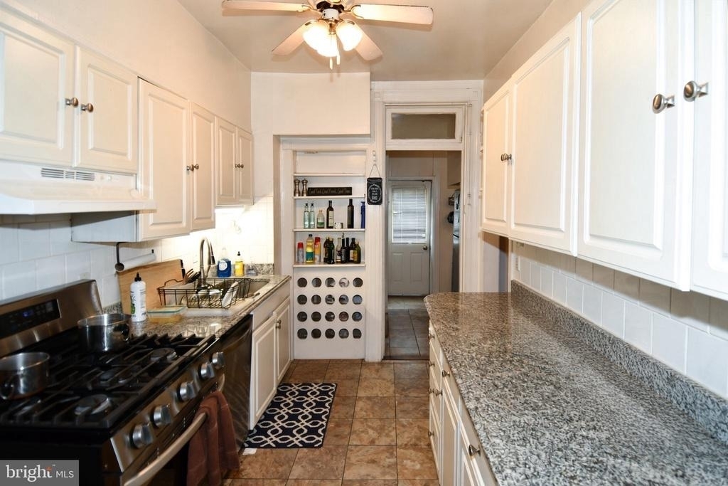 4210 10th Street Ne - Photo 14