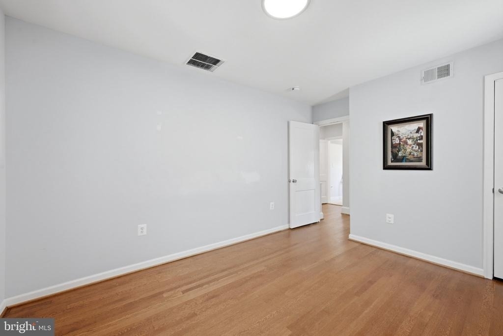 1719 Evarts Street Ne - Photo 15