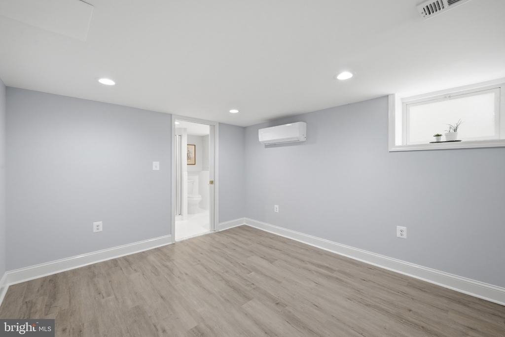 1719 Evarts Street Ne - Photo 25
