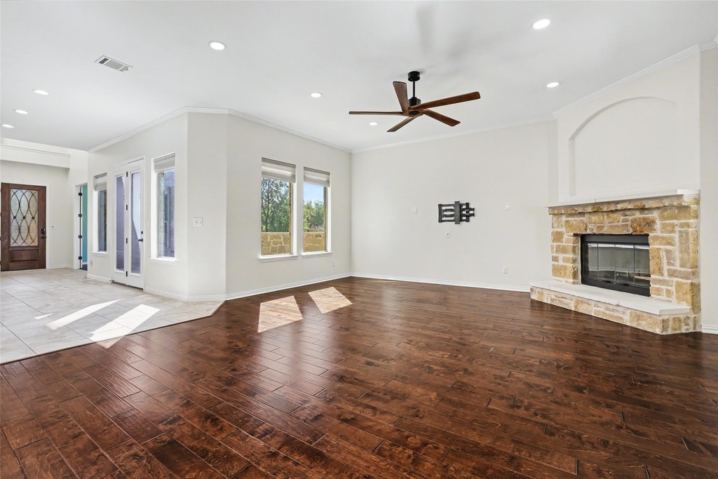 1020 Winding Way Dr - Photo 9