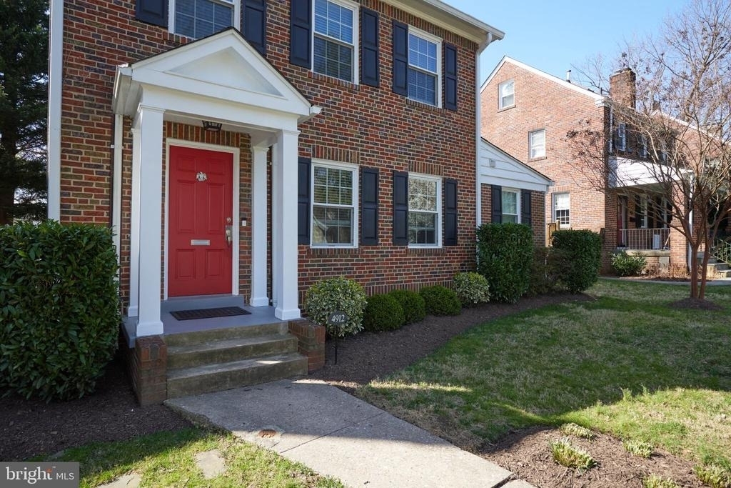 4912 Brandywine Street Nw - Photo 1