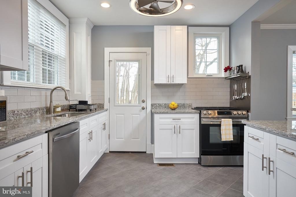 4912 Brandywine Street Nw - Photo 13
