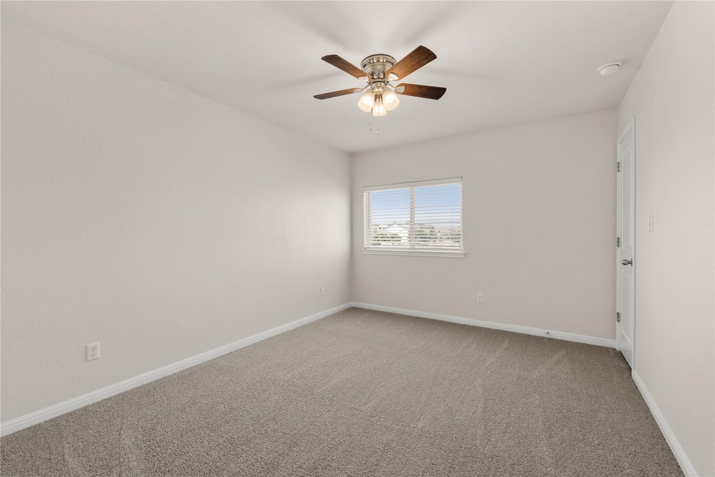 6044 Genova Pl - Photo 25