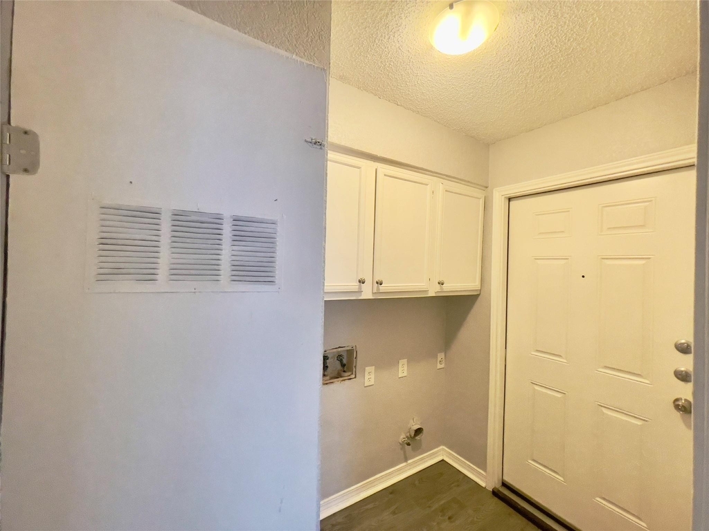 2001 Kenneth Ave - Photo 12