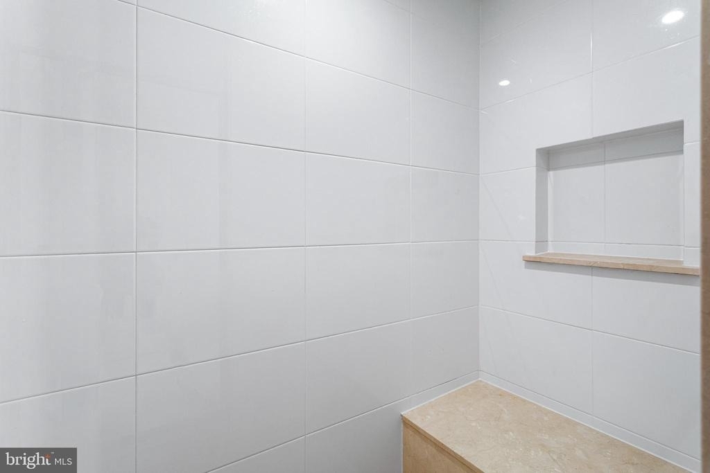 1025 1st Street Se - Photo 20