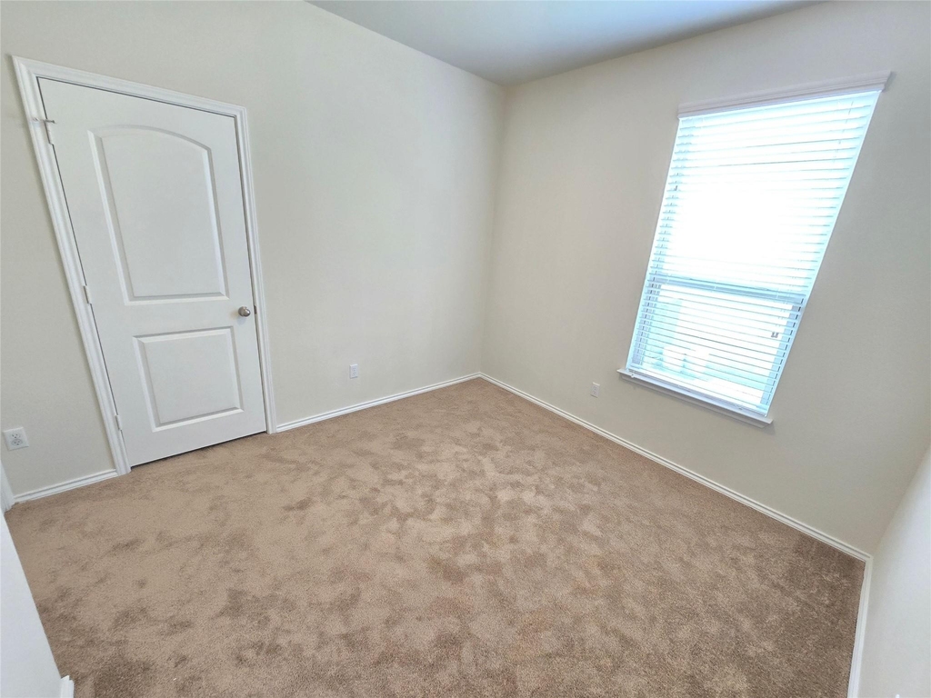1916 Cliffbrake Way - Photo 13