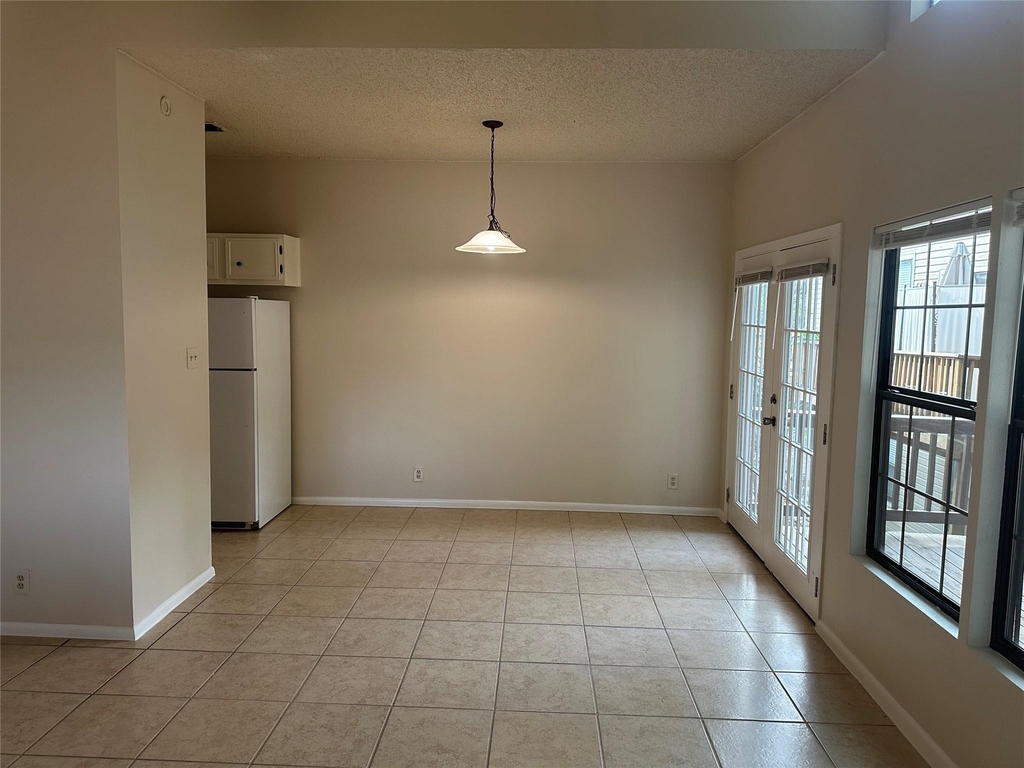 7107 Silver Dale Dr - Photo 5