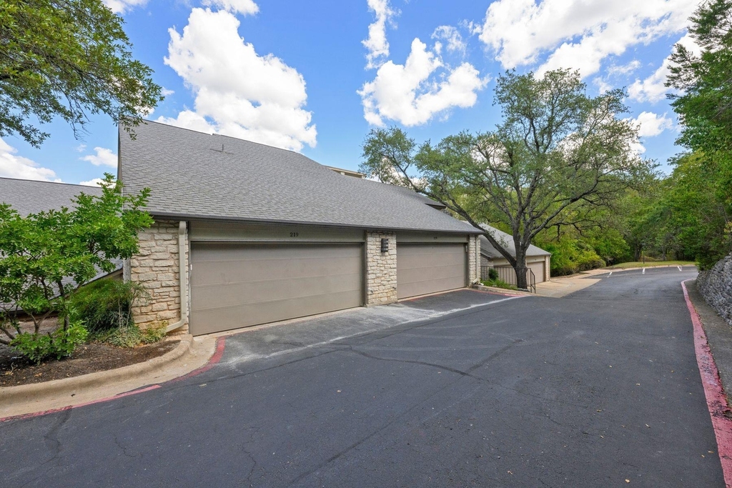 1520 Ben Crenshaw Way - Photo 32