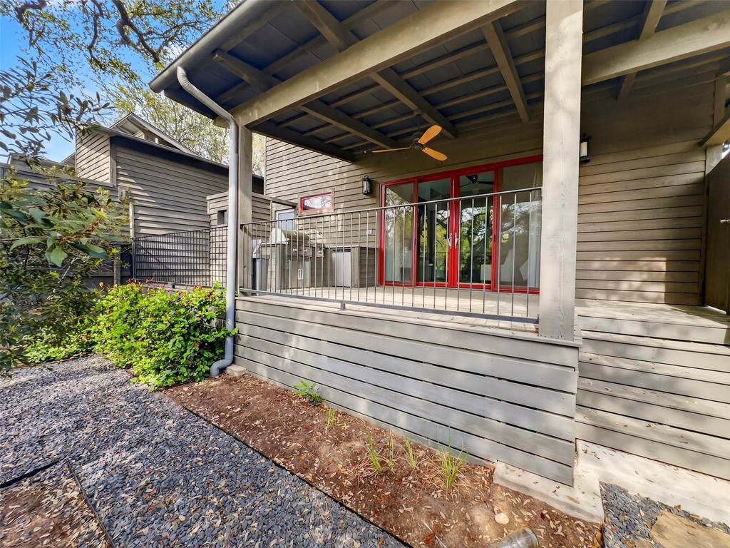 2113 Barbaro Way - Photo 6