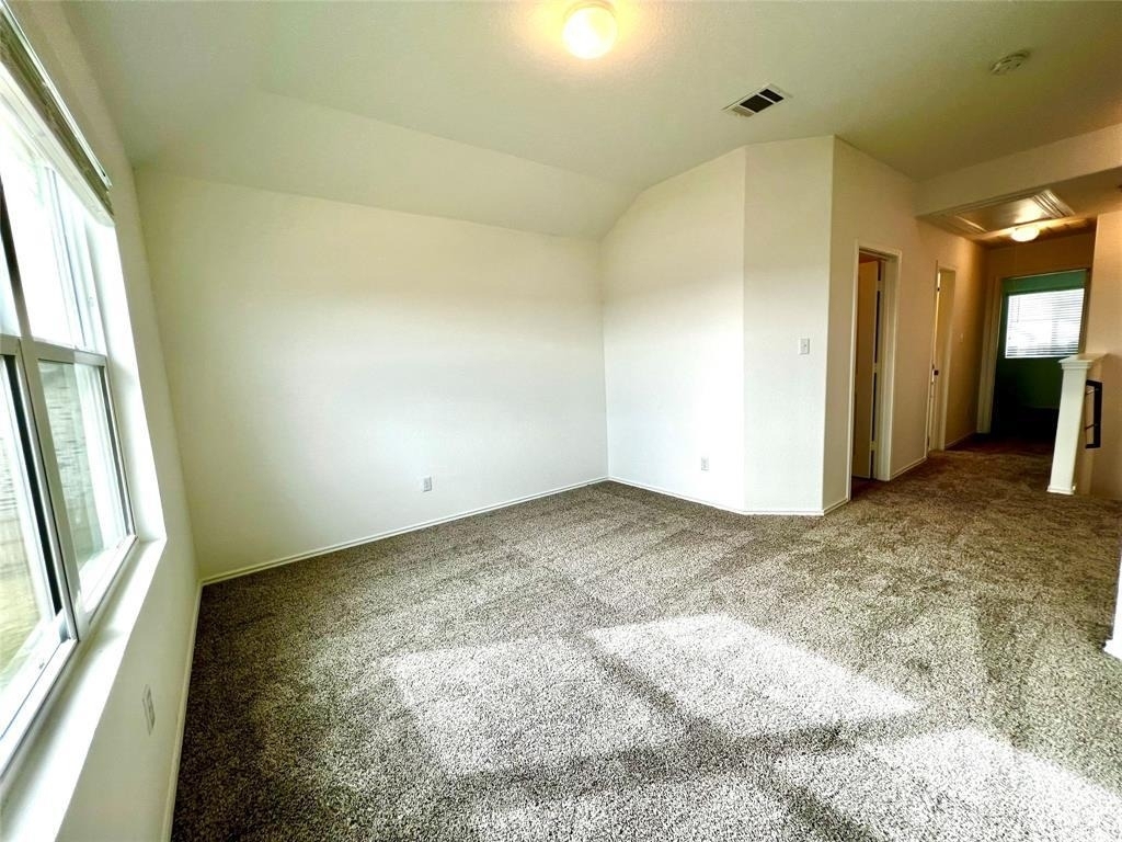 8001 Copper Prairie Bnd - Photo 19