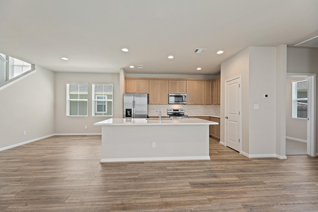 207 Cherry Blossom Ln - Photo 10