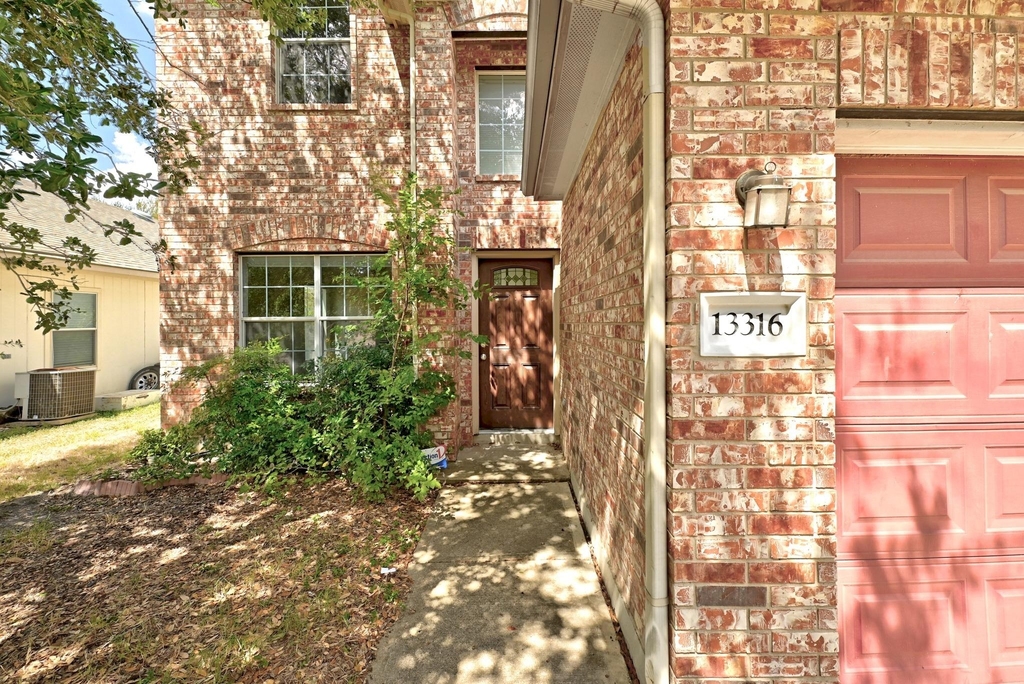 13316 Marie Ln - Photo 3