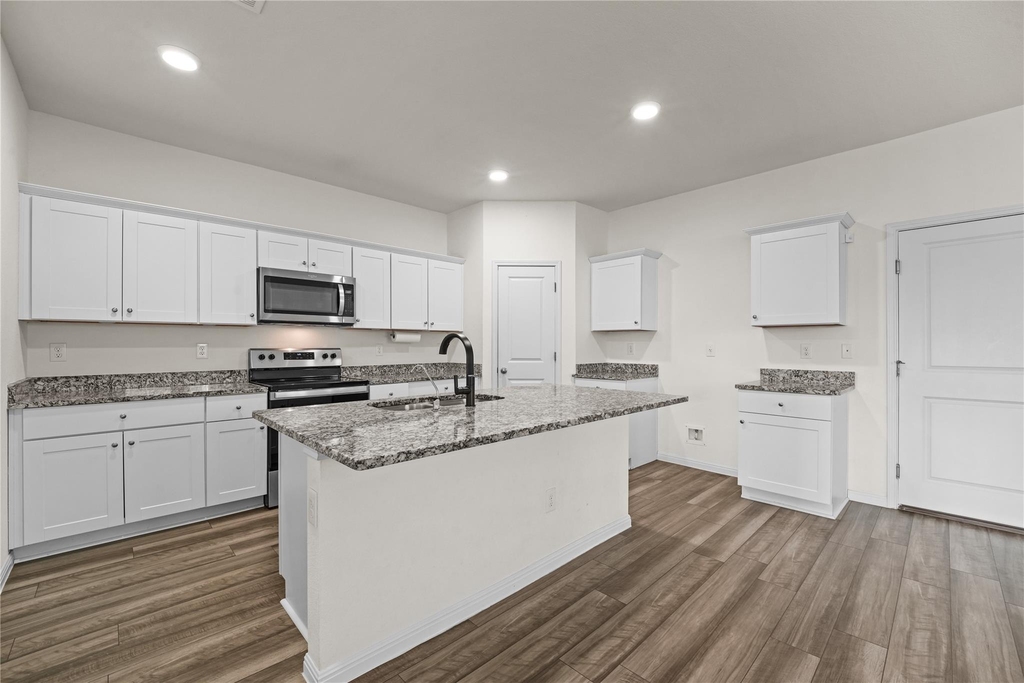 305 Red Fish Ln - Photo 2