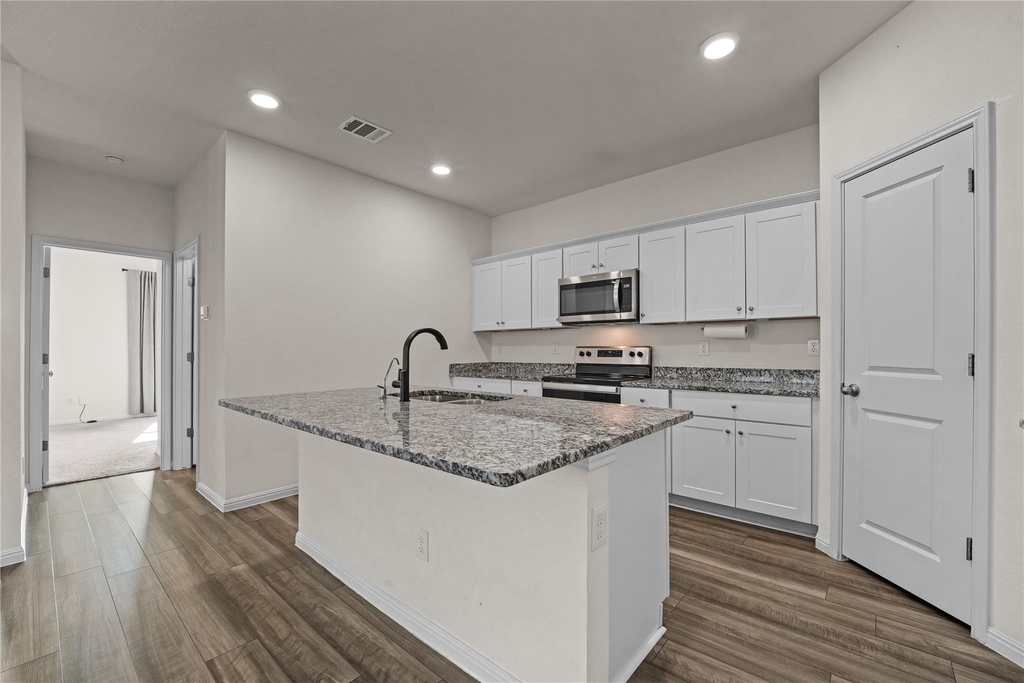 305 Red Fish Ln - Photo 6