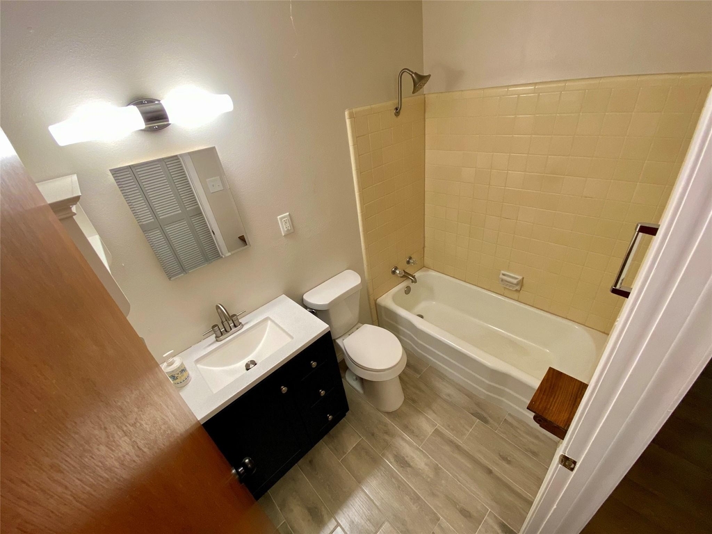 260 Bradford Dr - Photo 17