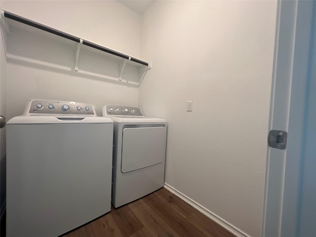 13604 Menard Way - Photo 5