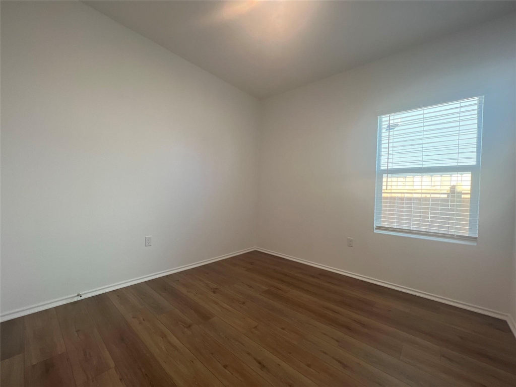 13604 Menard Way - Photo 9