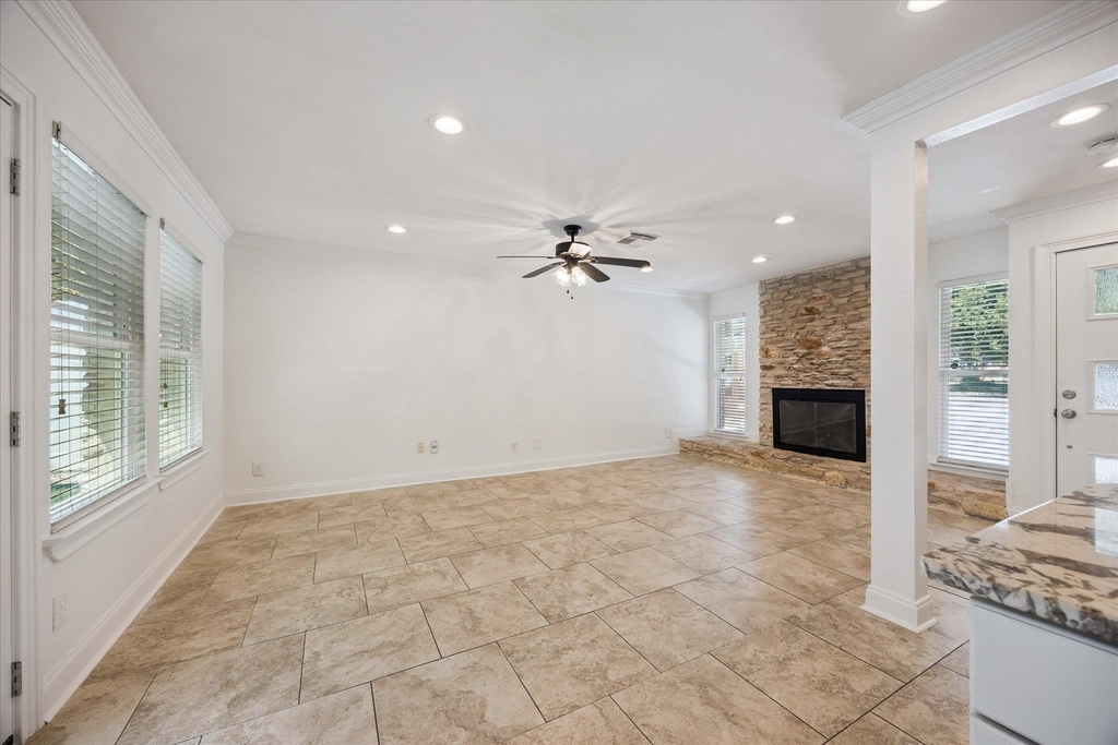 2005 Meadowridge Dr - Photo 6