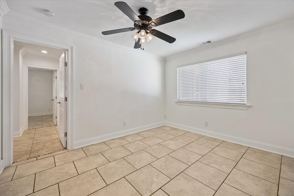 2005 Meadowridge Dr - Photo 16