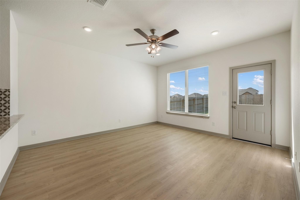 270 Boatright Blvd - Photo 18