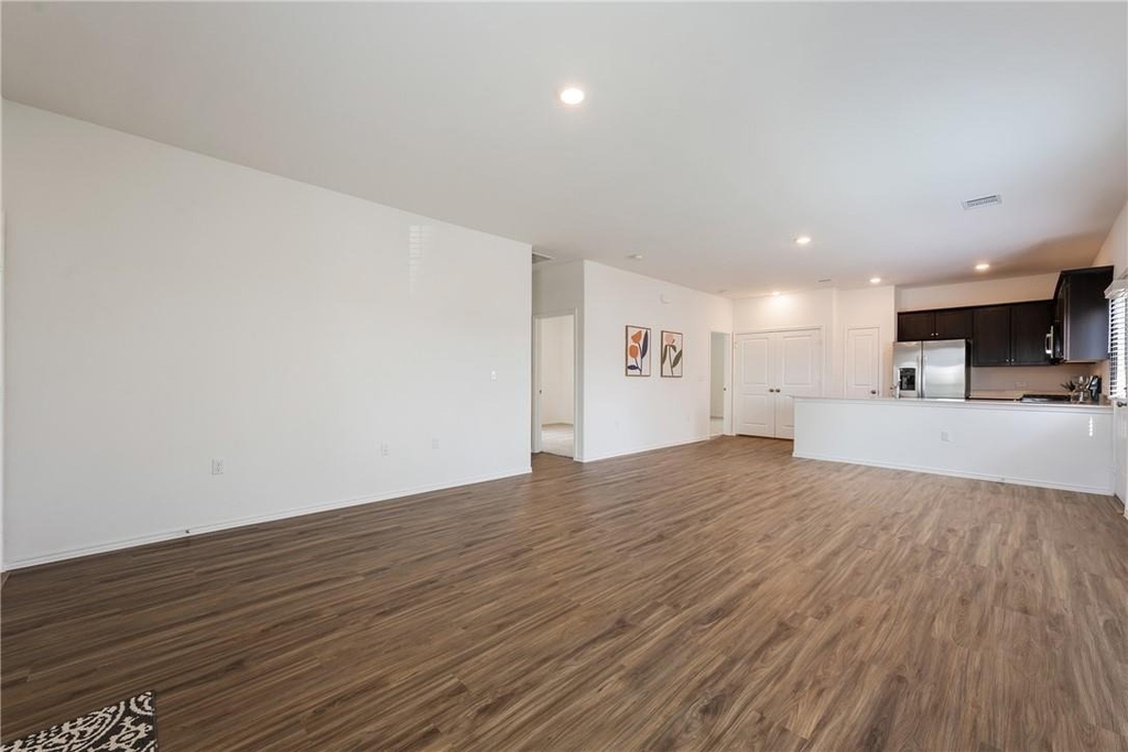 5920 Eden Dr - Photo 4