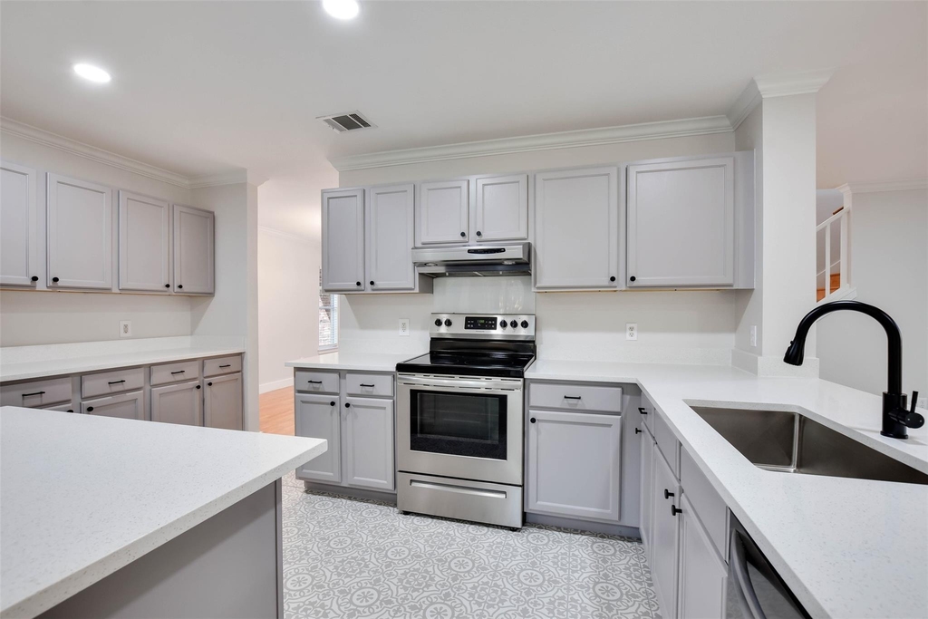 10903 Claywood Dr - Photo 17