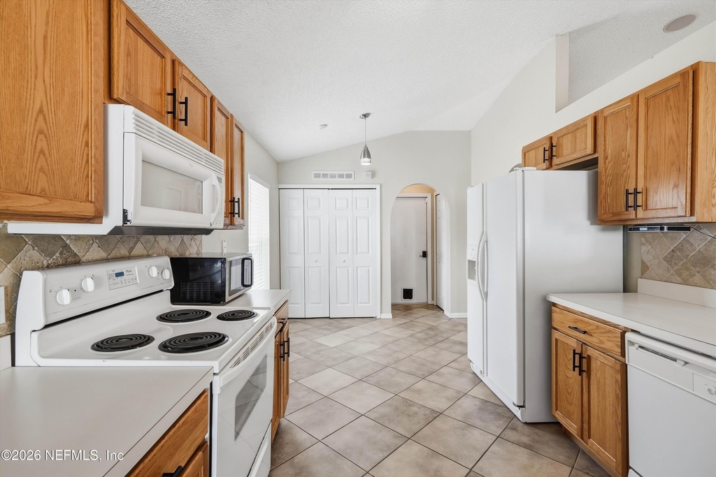 5571 Westland Station Road - Photo 2